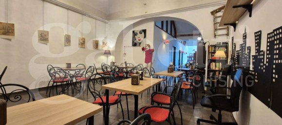 Gewerbliche Immobilie in Torre Annunziata, Italy 200m², Nr. 342647 15