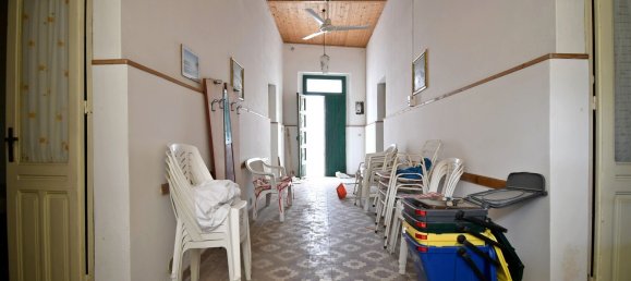 4 rooms House in Cagliari, Italy No. 278400 10