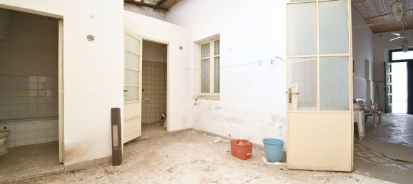 4 rooms House in Cagliari, Italy No. 278400 13