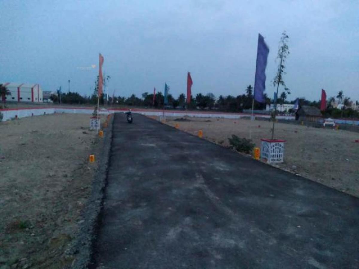  Land in Chennai, India No. 37281