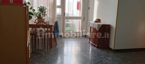 4 Schlafzimmer Wohnung in Ferrara, Italy, Nr. 282691 6