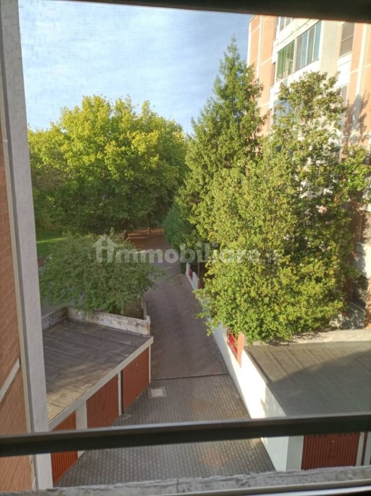 4 Schlafzimmer Wohnung in Ferrara, Italy, Nr. 282691