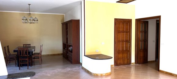 3 Schlafzimmer Wohnung in Sonnino, Italy, Nr. 210057 6