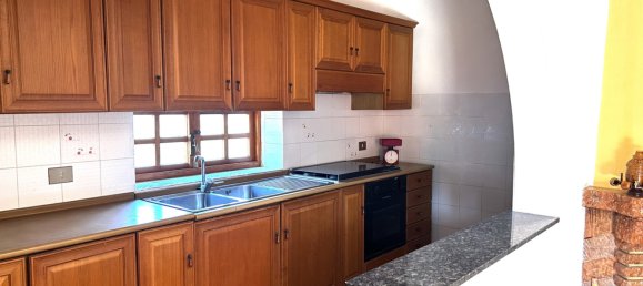 3 Schlafzimmer Wohnung in Sonnino, Italy, Nr. 210057 8