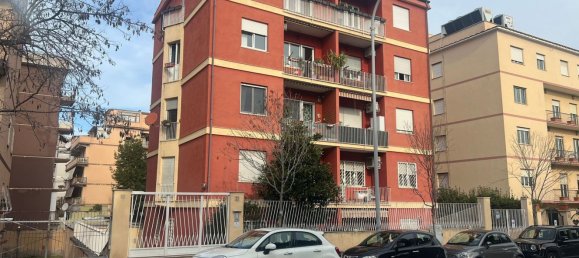 Квартира с 3 комнатами в Рим, Италия № 28393 11