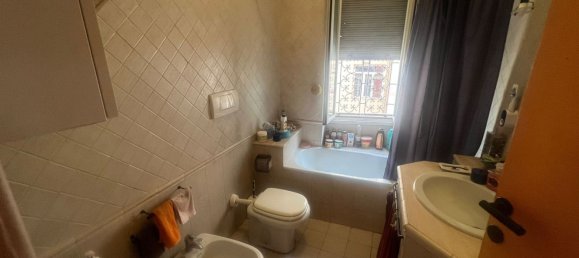 Квартира с 3 комнатами в Рим, Италия № 28393 17