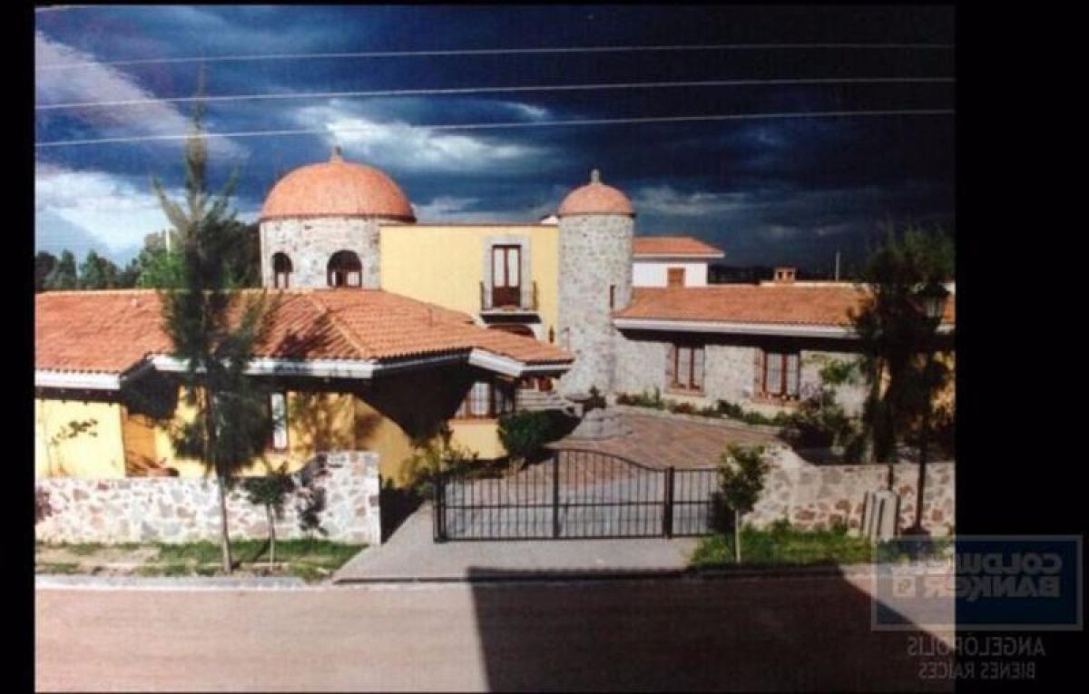 3 bedrooms House in Puebla, Mexico No. 152601