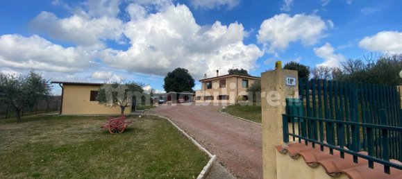 2 غرف نوم فيلا في Spoleto, Italy رقم 60985 6