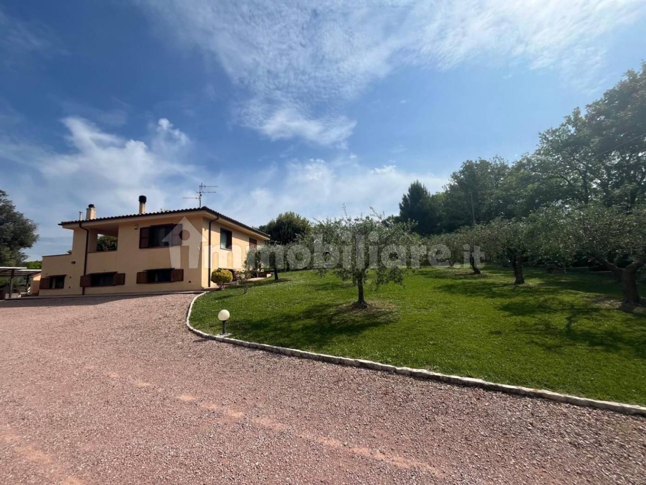 2 غرف نوم فيلا في Spoleto, Italy رقم 60985