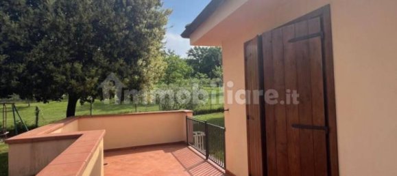 2 غرف نوم فيلا في Spoleto, Italy رقم 60985 11