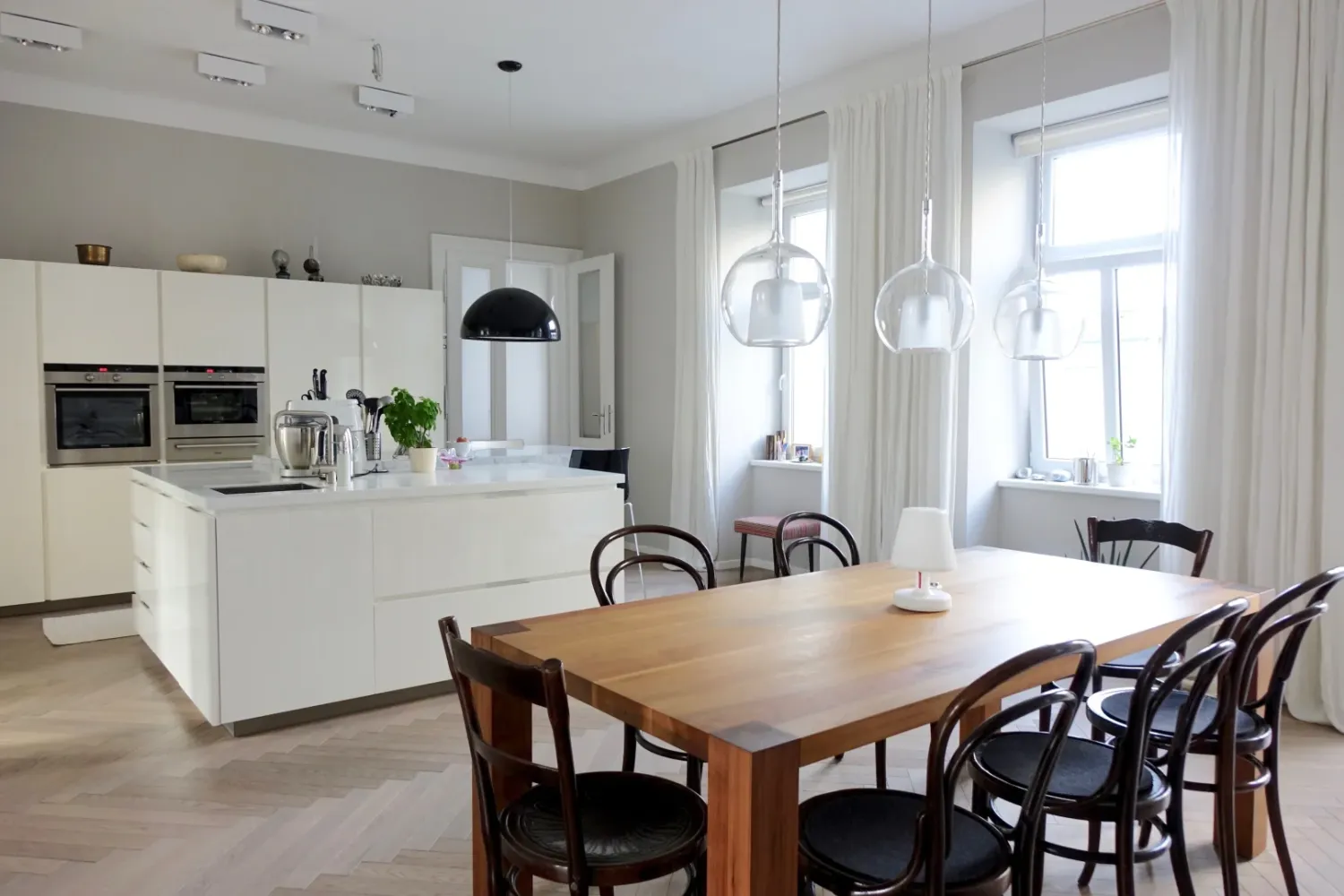 Propiedad comercial de 5 habitaciónes en Meidling, Austria No. 238250