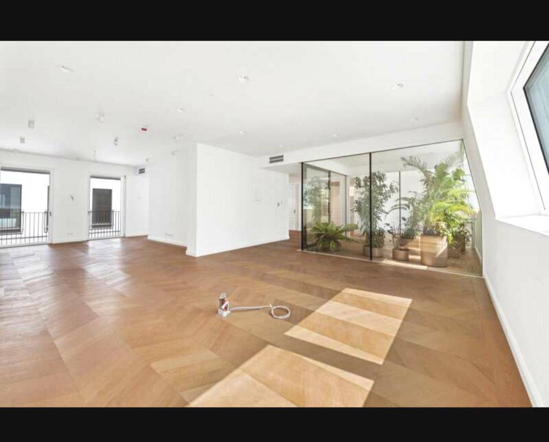 3 bedrooms Apartment in Vienna, Austria No. 54376