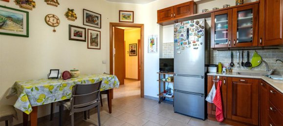 3-Zimmer Wohnung in Valverde, Italy, Nr. 293271 12