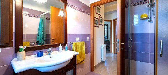 3-Zimmer Wohnung in Valverde, Italy, Nr. 293271 18