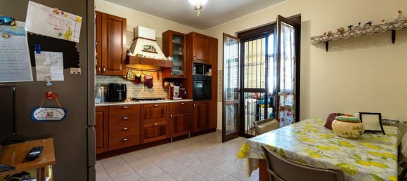 3-Zimmer Wohnung in Valverde, Italy, Nr. 293271 10