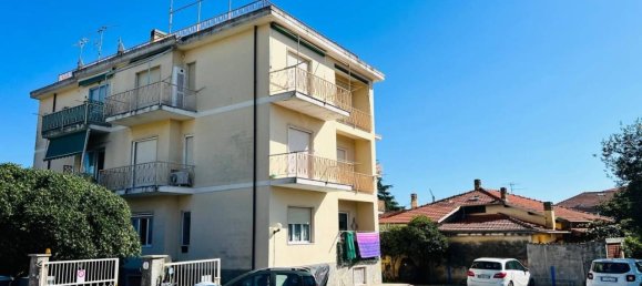 Квартира с 4 комнатами в Диано Марина, Италия № 26613 27