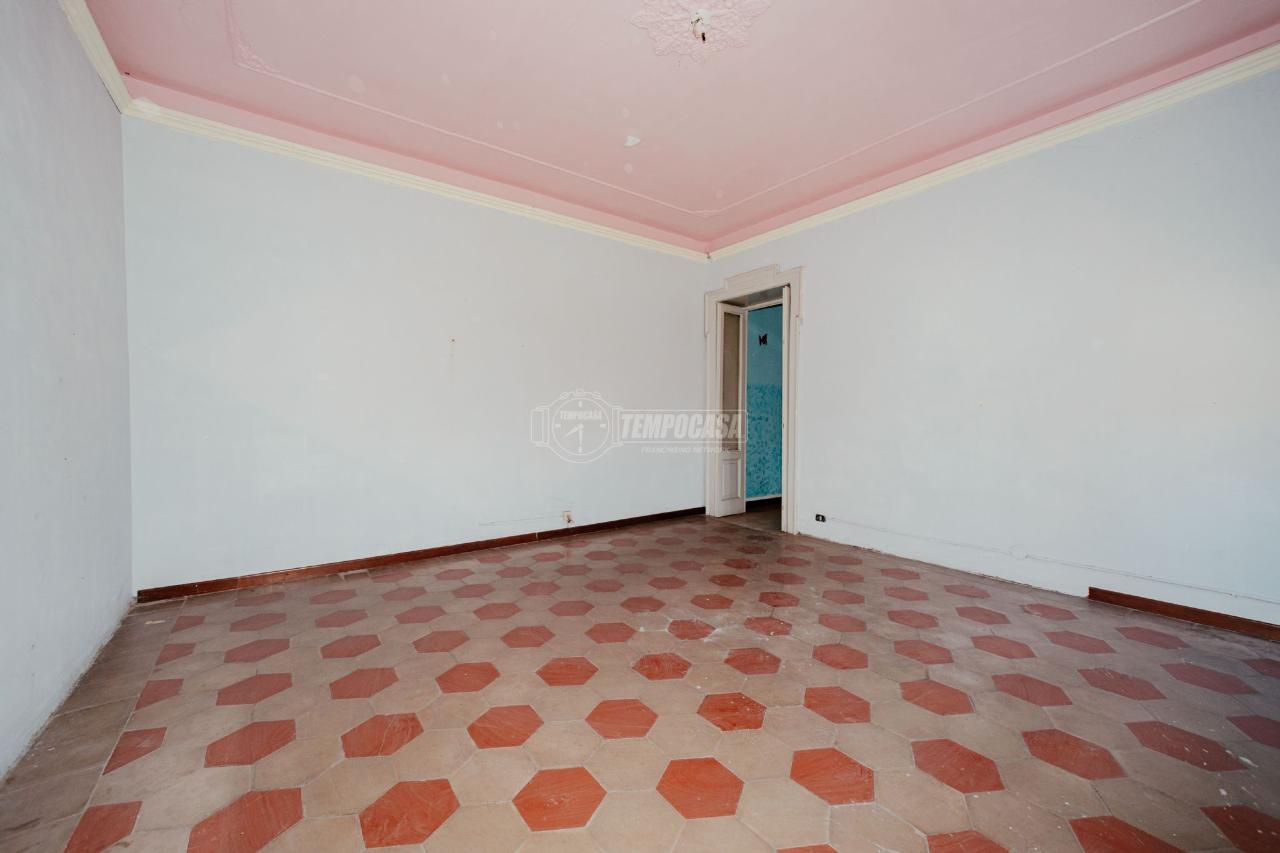 5 rooms House in Mortara, Italy No. 139660