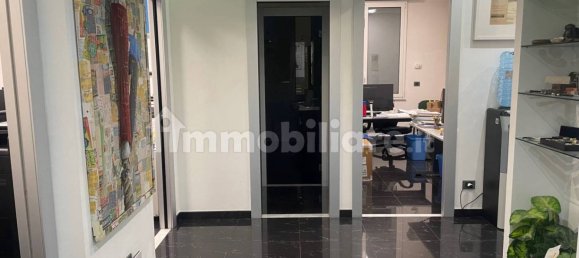 3 bedrooms Apartment in Genoa, Italy No. 238852 2