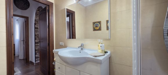 Casa de 3 dormitorios en Tolox, Spain No. 146263 2