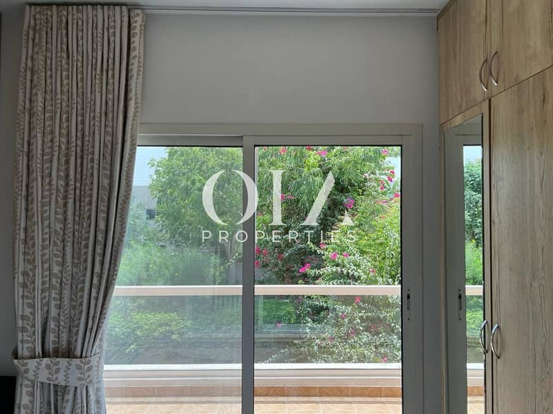 4 bedrooms Villa in Al Reef, UAE No. 18535