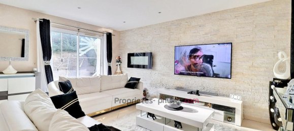 5 bedrooms House in Sainte-Genevieve-des-Bois, France No. 308876 3