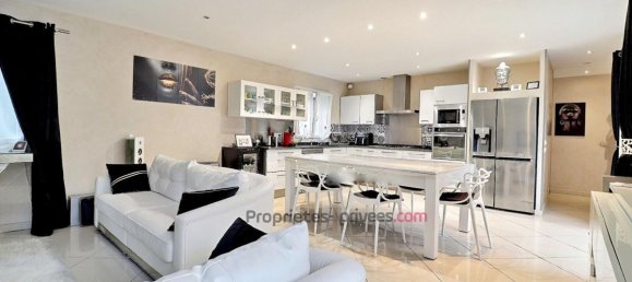 5 bedrooms House in Sainte-Genevieve-des-Bois, France No. 308876 2