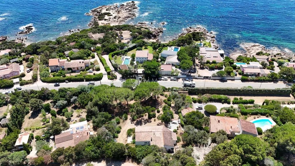 Villa de 3 dormitorios en Pietrosella, France No. 63693