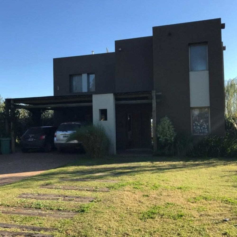 4 bedrooms House in Santa Fe, Argentina No. 6121