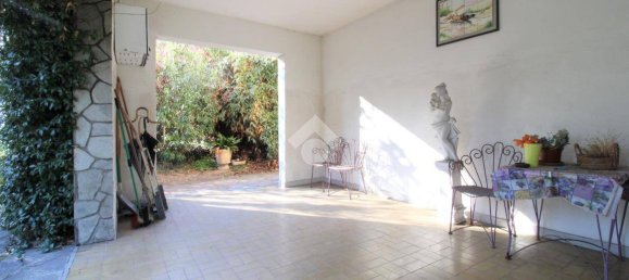 8 bedrooms Villa in Sassuolo, Italy No. 144642 2