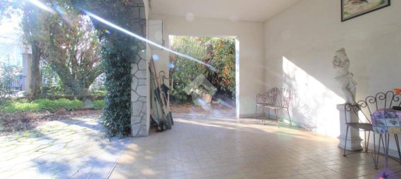 8 bedrooms Villa in Sassuolo, Italy No. 144642 15