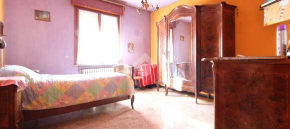 8 bedrooms Villa in Sassuolo, Italy No. 144642 20