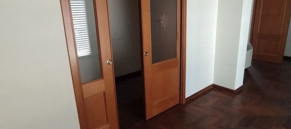 4 bedrooms Apartment in Maddaloni, Italy No. 65253 2