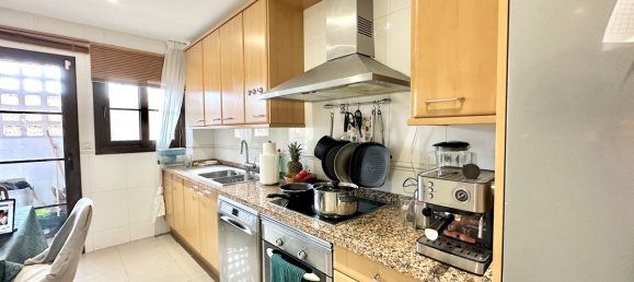 2 bedrooms Apartment in Estepona, Spain No. 283067 5