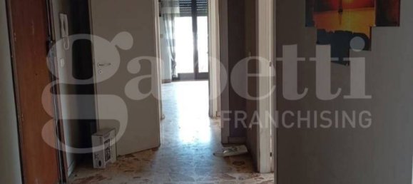 5-salle Appartement à Catania, Italy No. 48901 4