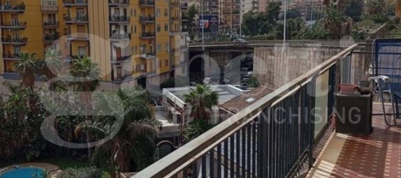 5-salle Appartement à Catania, Italy No. 48901 34