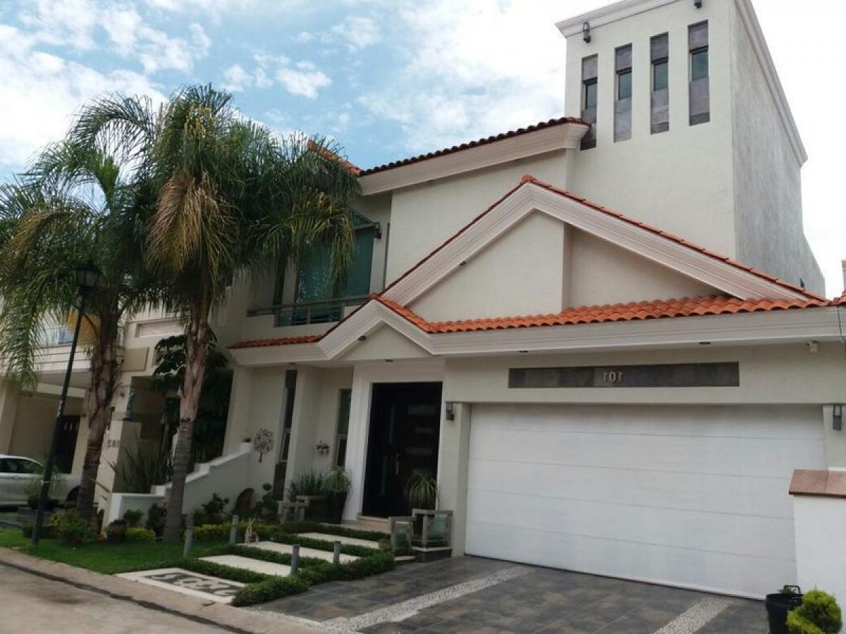 3 bedrooms House in Jalisco, Mexico No. 182257