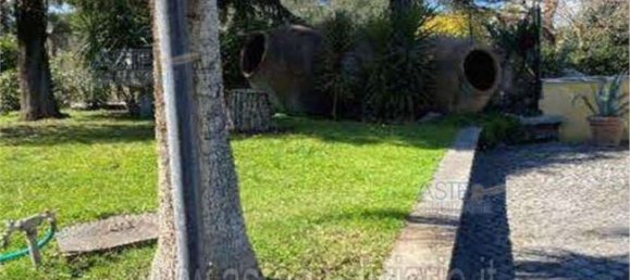 Дом с 6 комнатами в Рим, Италия № 191410 41