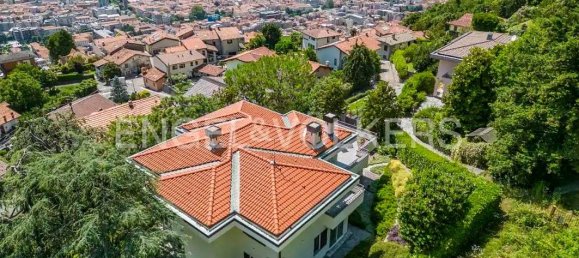 4 غرف نوم فيلا في Como, Italy رقم 126189 7