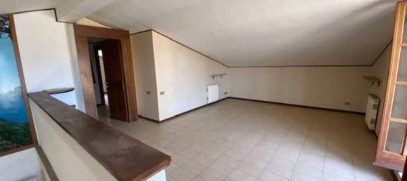 Ático de 3 habitaciónes en Genazzano, Italy No. 165469 8
