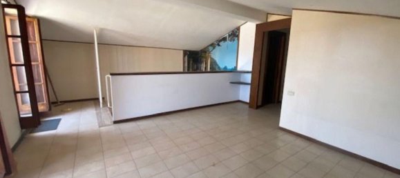 Ático de 3 habitaciónes en Genazzano, Italy No. 165469 4