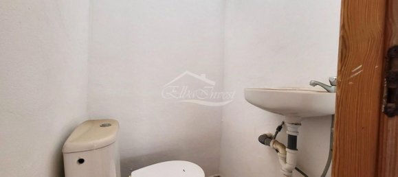 83m² Commercial property in Santiago del Teide, Spain No. 115799 7