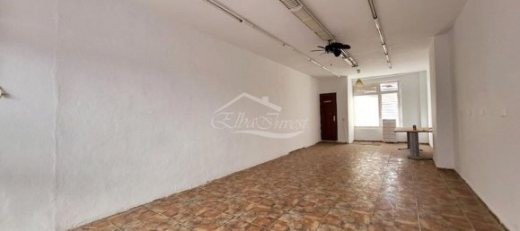 83m² Commercial property in Santiago del Teide, Spain No. 115799 2