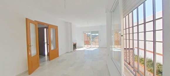 4 غرف نوم منزل في Malaga, Spain رقم 166541 2