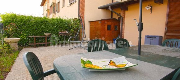 3 Schlafzimmer Villa in Gudo Visconti, Italy, Nr. 199006 2