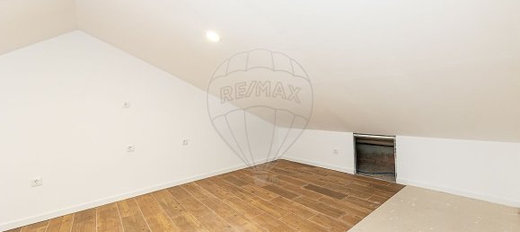 Casa T2 em Igrejinha, Portugal N.º 21149 22