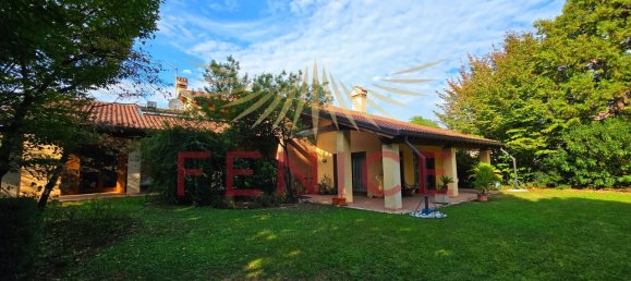4 bedrooms Villa in Montebelluna, Italy No. 352658 3