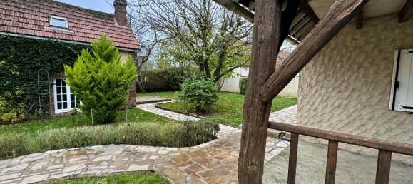 5 bedrooms House in Chartres, France No. 93430 10