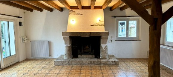 5 bedrooms House in Chartres, France No. 93430 13