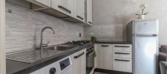 48m² Building in Bologna, Italy No. 62504 31