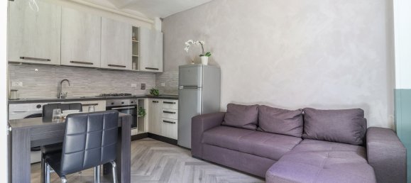 48m² Building in Bologna, Italy No. 62504 6